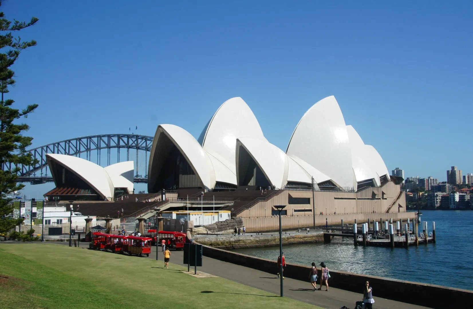 Sydney Opera bearbeitet Large